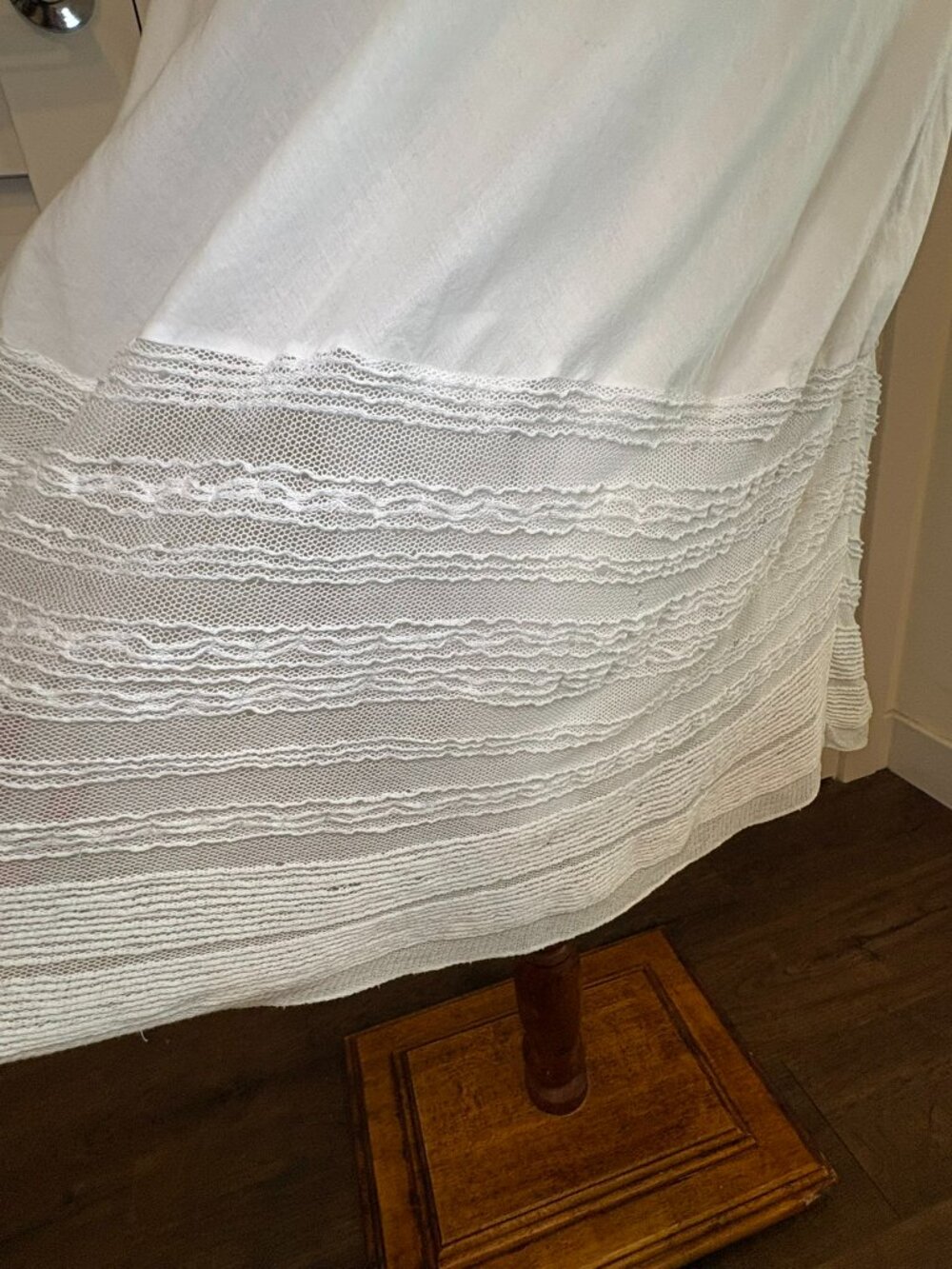 Catherine Malandrino Victorian Romantic White Fairycore Lace V Neck Maxi Dress - Picture 11 of 16